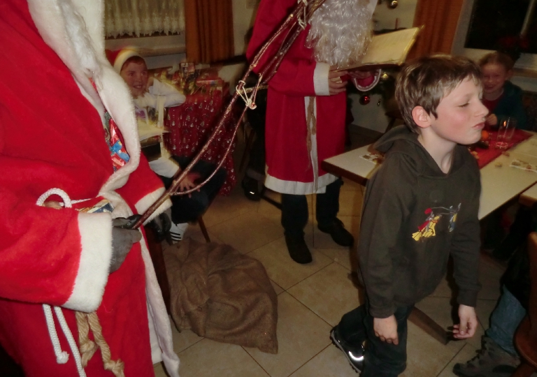 2011-12-16 - Kinder Weihnachtsfeier 2011